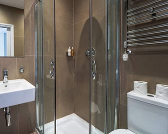Chelsea Guest House - London - Bathroom