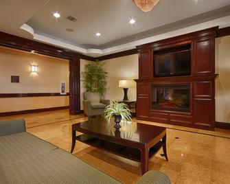 Best Western Plus Manvel Inn & Suites - Manvel - Lobby