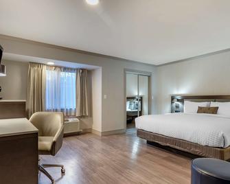 Best Western Plus Executive Suites - Redwood City - Bedroom