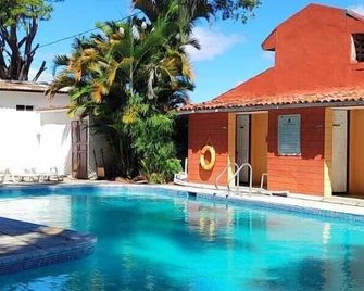 Hotel Mediterraneo Plaza - San Salvador - Pool