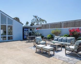 Cannery Row Inn - Monterey - Patio
