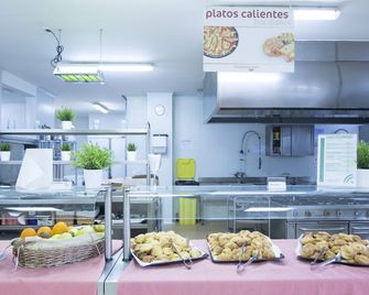 Albergue Inturjoven Torremolinos - Torremolinos - Bufé