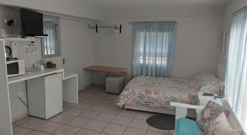 Bedroom view of Larochelle Guesthouse