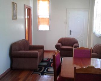 Apartments 145 - Georgetown - Obývací pokoj
