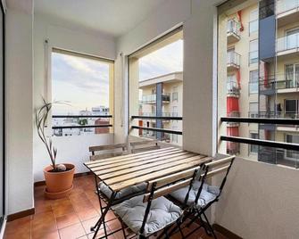 Apartment with pool 300m beach and train - Sant Pol de Mar - Balcony