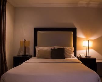 S & S Hotel & Suites - Lagos - Habitación