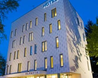 Hotel Olympia - Kopřivnice - Building