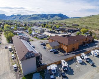 Travelodge by Wyndham Gardiner Yellowstone Park North - Gardiner - Bâtiment