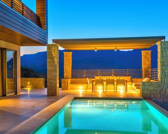 Kissamos/Youphoria Villas - Kaliviani - Basen