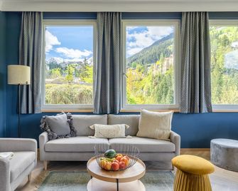 Das Schider Aparthotel Bad Gastein - Bad Gastein - Living room