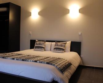 Brit Hotel Guinguet' - Lyon L'Arbresle - Dardilly - Schlafzimmer