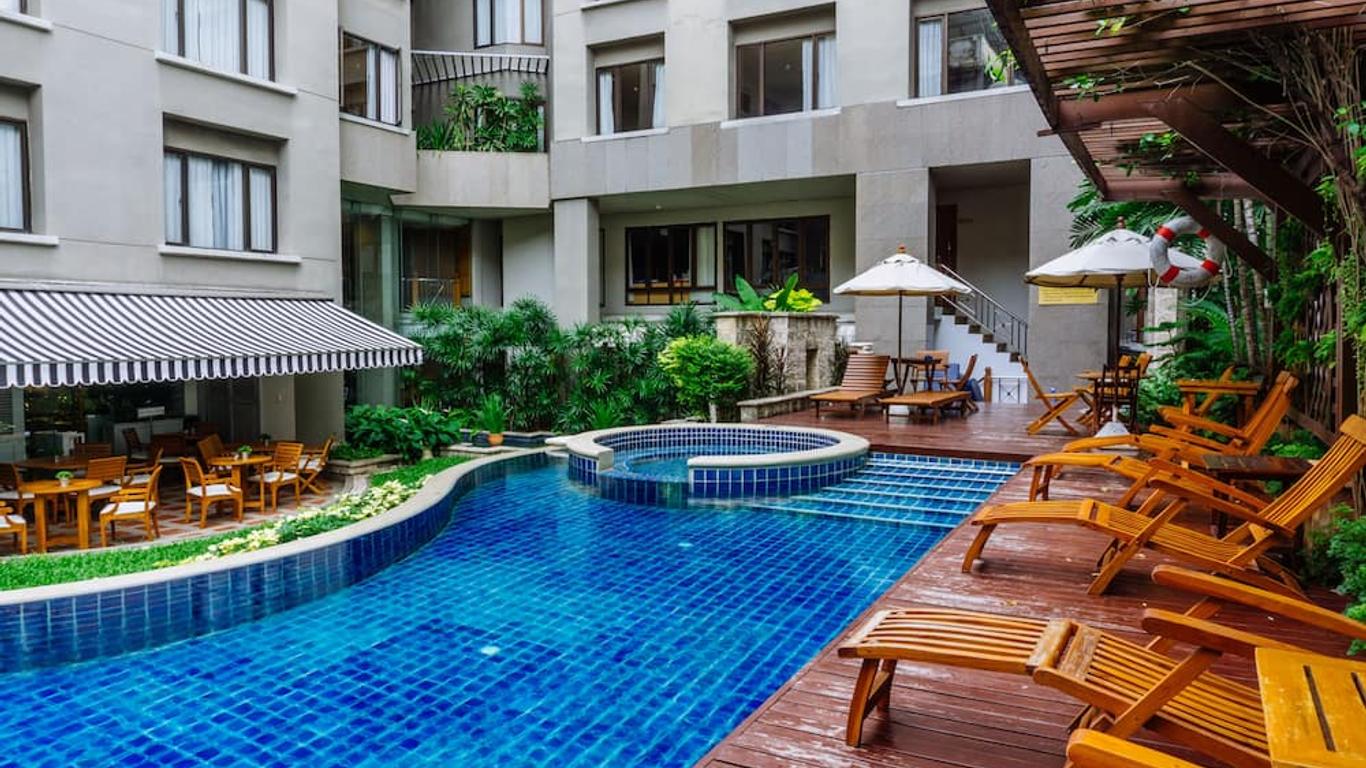 Silom Serene A Boutique Hotel