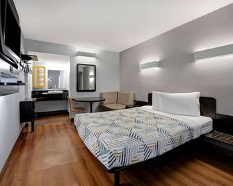 Motel 6 Sulphur Springs - Sulphur Springs - Bedroom
