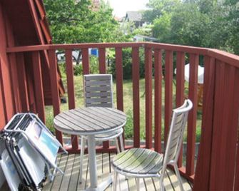 Two holiday homes in Österlen 800 meters from the sandy beach - Köpingebro - Balcón