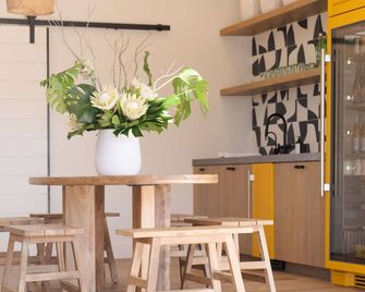 ذا باسيفيك موتل - كايوكوس - غرفة طعام