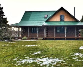 Authentic log cabin! - Youngstown - Building