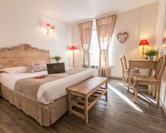 Brit Hotel Bristol Montbéliard Centre - Montbéliard - Chambre
