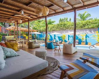 Hotel Arco Iris - טאמרינדו - פטיו
