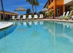 Aruba Quality Apartments & Suites - Oranjestad - Zwembad