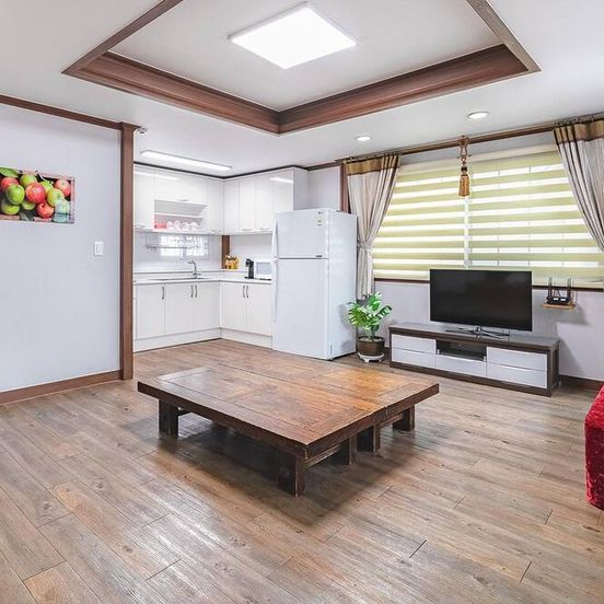 Living room view of Gyeongju Cheongun28 Kids Poolvilla