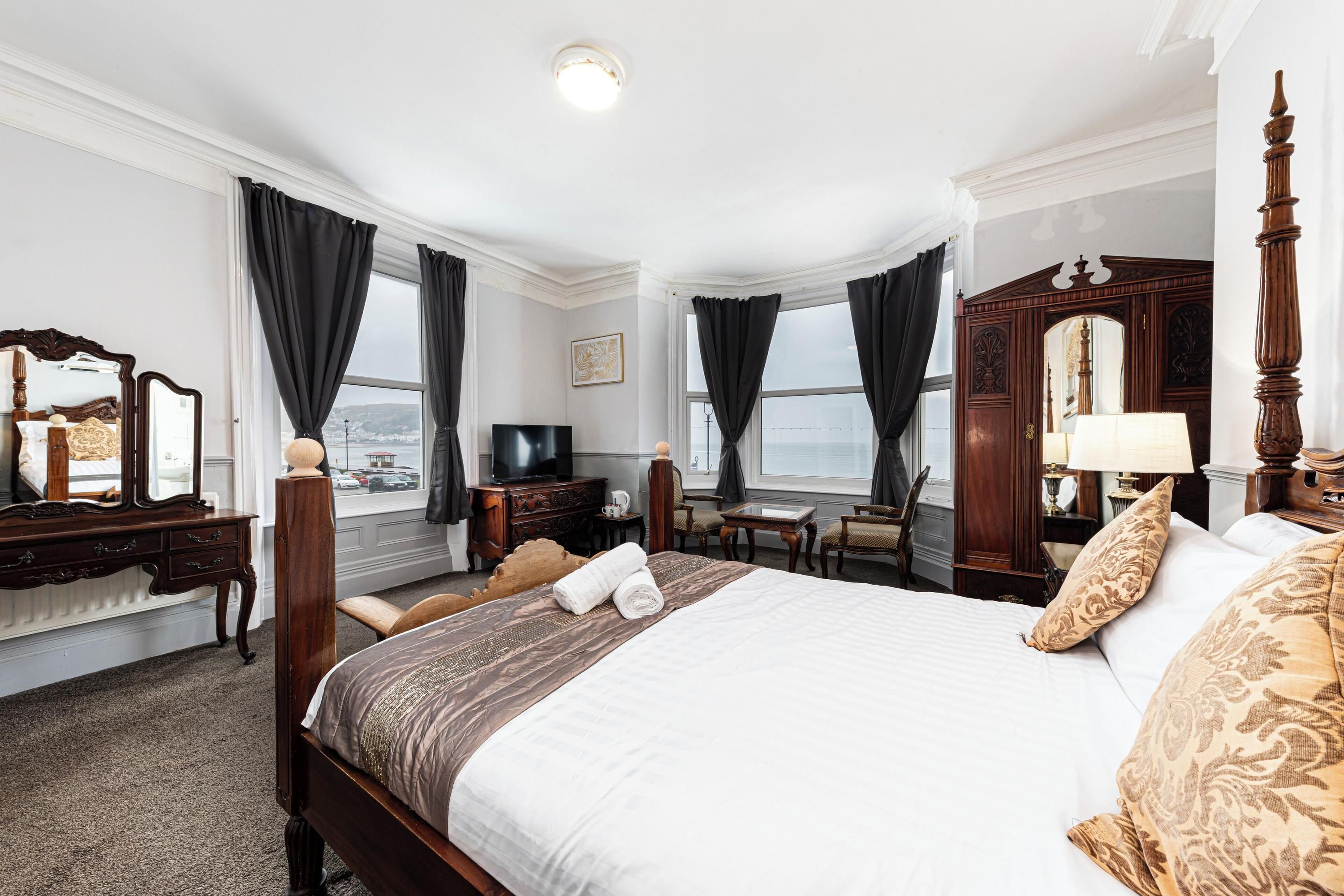 The Manor Hotel - Llandudno
