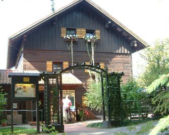 Pension St. Georg Mit Moststüberl - Bad Griesbach - Edificio