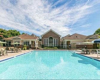 Woodland Park Studio - Herndon - Pool