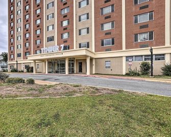 Airy Apt Situated in the Coosa River Area! - Gadsden - Gebouw