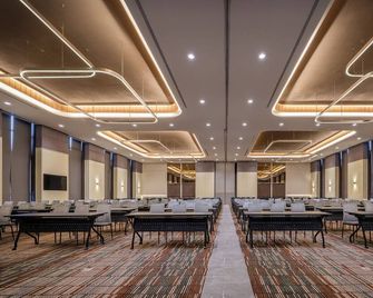 The Quarter Ramkhamhaeng By Uhg - Bangkok - Meeting room