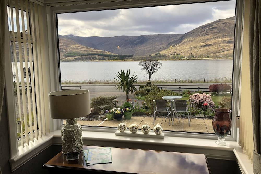 هيلفيو جيست هاوس