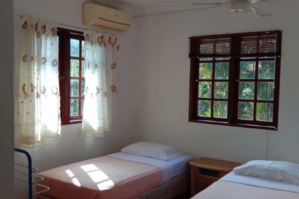 Lembin Village Sdn Bhd - Sungai Lembing - Schlafzimmer