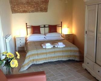 La Bordona Gioiello Del Monferrato - Vignale Monferrato - Habitación