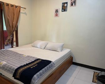 Rara Guest House Raja Ampat - Waisai