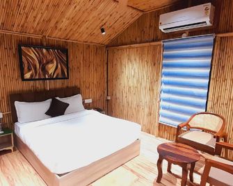 Highway Huts - Chandigarh - Schlafzimmer