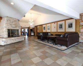 Medicine Hat Suites - Medicine Hat - Lobby