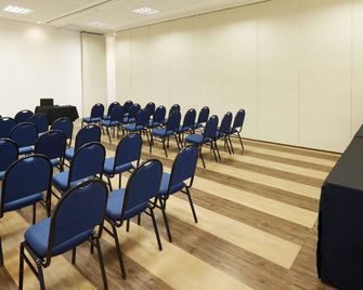 Tulip Inn Itaguai - Itaguaí - Meetingruimte