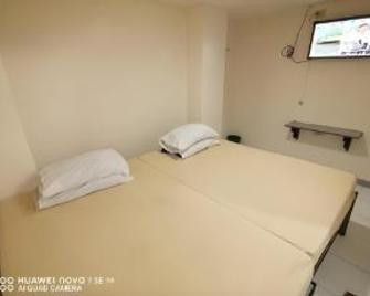 Amethyst Econotel - Santa Rosa - Schlafzimmer