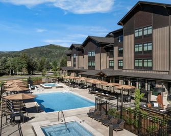 TownePlace Suites by Marriott Steamboat Springs - Steamboat Springs - Piscina
