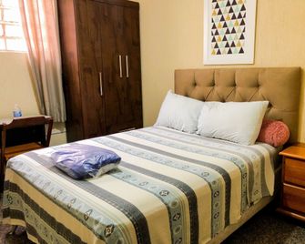 Zen Garden Hostel Mirandopolis - São Paulo