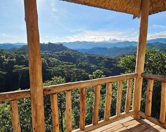 Bwindi Neckview Lodge - Bugambira - Balcony