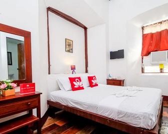 Zen Rooms Calle Crisologo Vigan - Vigan City - Habitación