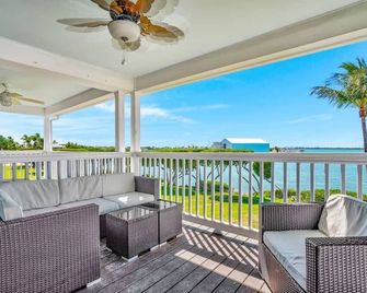 Oceanfront Tiny Villa in the Heart of the FL Keys - Marathon - Balcony