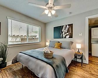 The Rhythm Room Near Downtown Dallas! - Dallas - Habitación