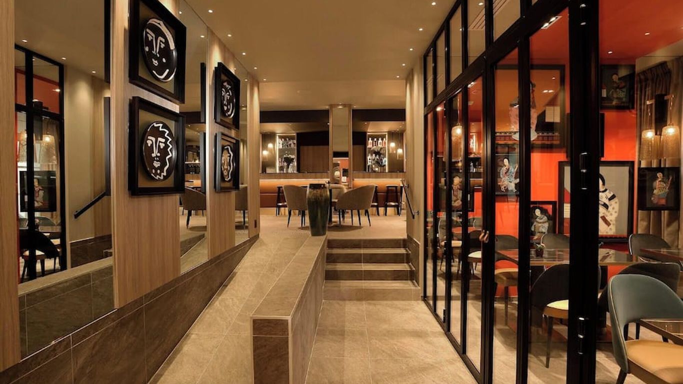 Hotel La Lanterne & Spa By Timhotel