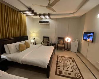 Harvey's Guest House - Islamabad - Bedroom