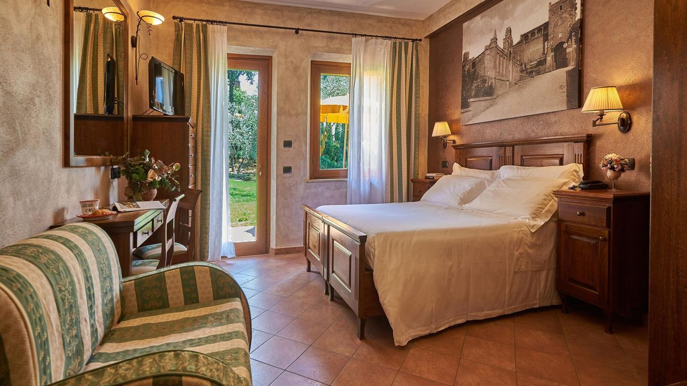 Casanova - Wellness Center La Grotta Etrusca