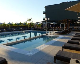 Asteras Studios - Paralia - Havuz