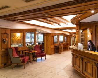 Hotel Medil - Campitello di Fassa
