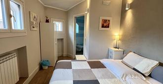 Hotel Bella Napoli - Foggia - Bedroom