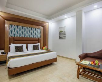 The Lohmod- Boutique Hotel At Delhi Airport - New Delhi - Bedroom